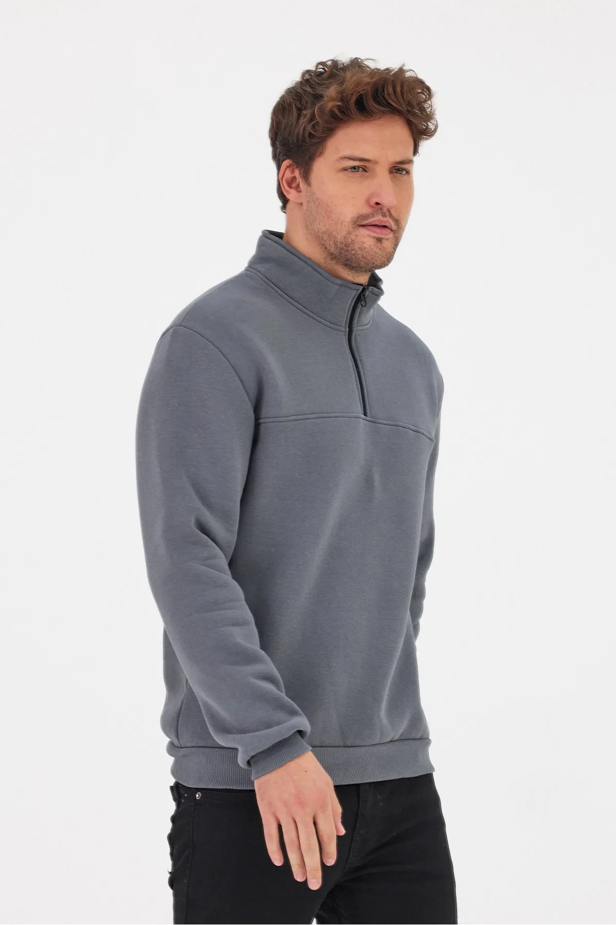 THE JACK HALF ZIP SWEATER