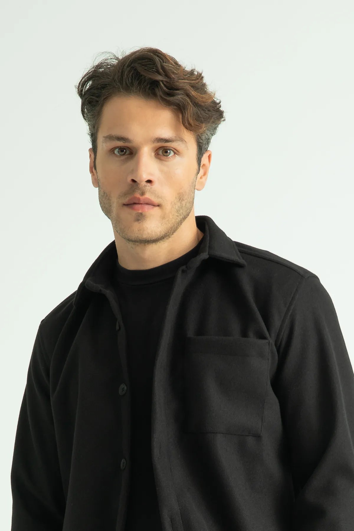 THE WINTER CACHET SHIRT - BLACK